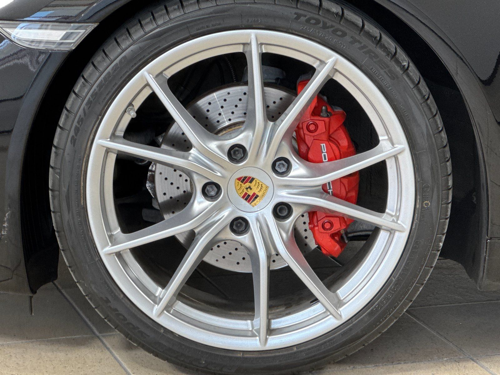 2017 Porsche 911 Carrera — full photo 26 of 28