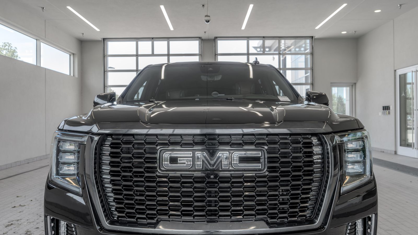 2024 GMC Yukon XL Denali Ultimate — full photo 23 of 35
