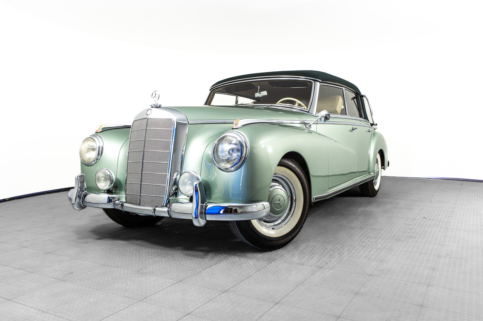 1953 Mercedes-Benz 300-Class — foto completa 1 de 100