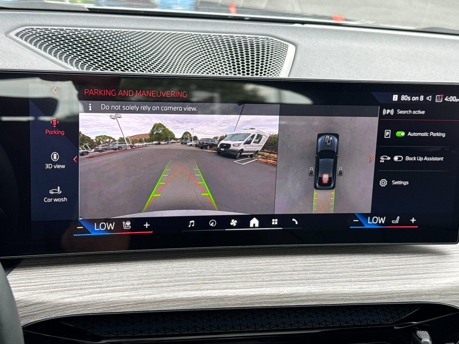 2025 BMW i4 eDrive40 — full photo 18 of 28
