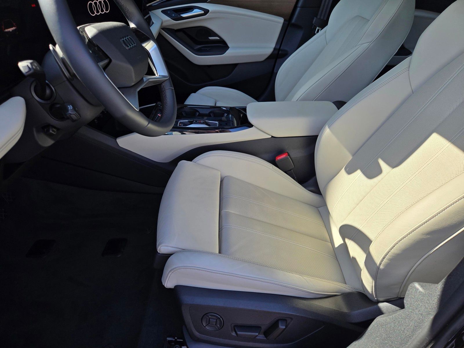 2025 Audi A6 Sportback e-tron Prestige — foto completa 25 de 45