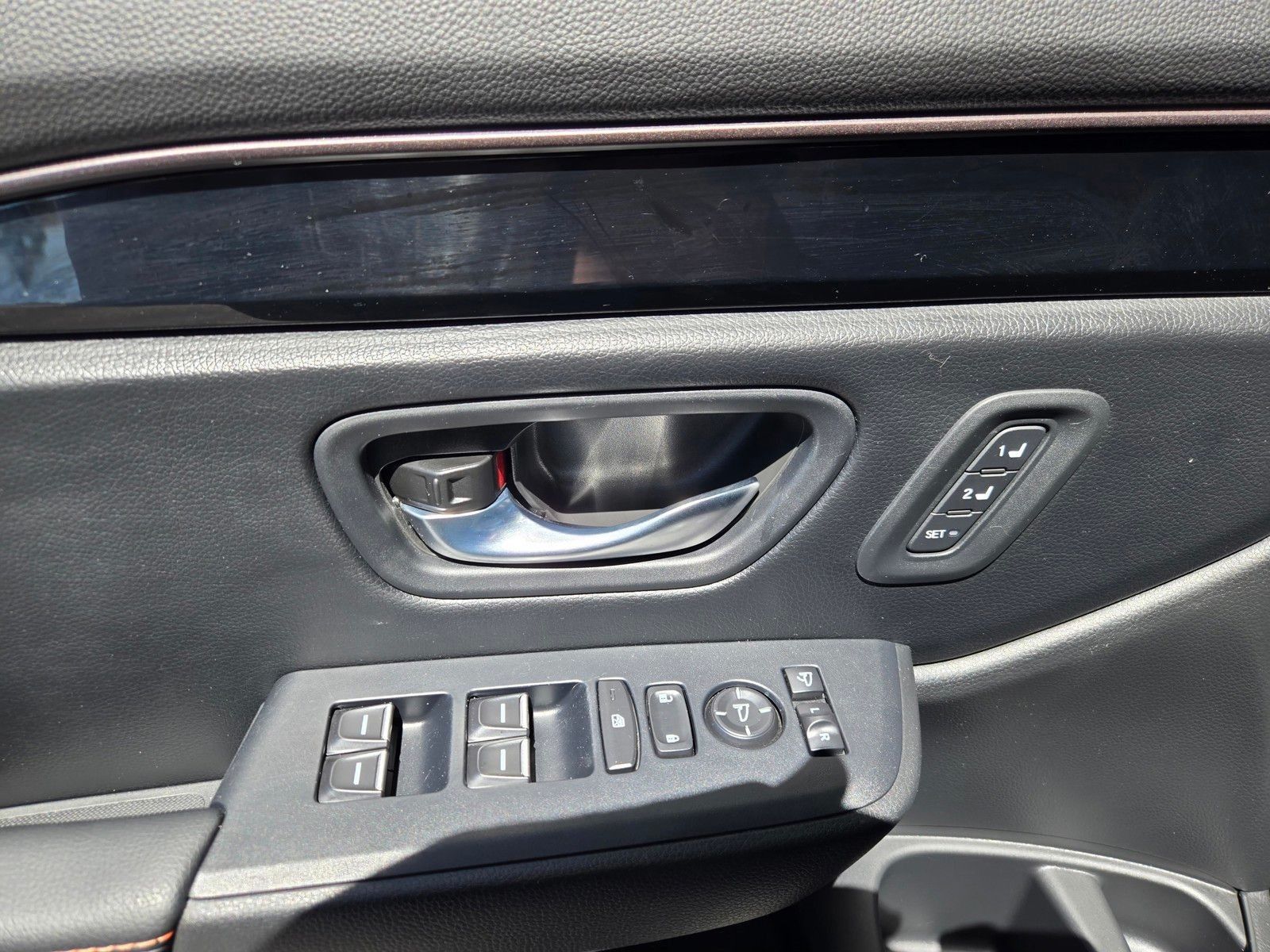 2025 Honda Pilot TrailSport — full photo 19 of 28