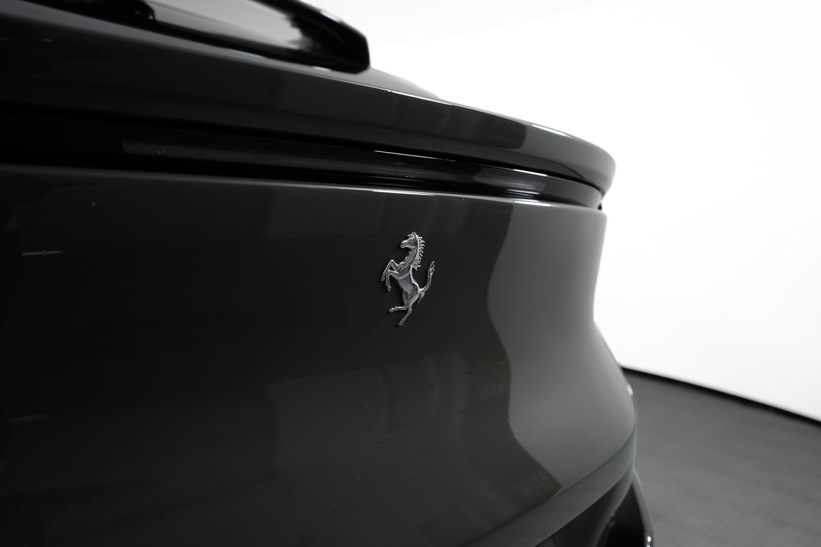 2025 Ferrari Purosangue — full photo 44 of 66