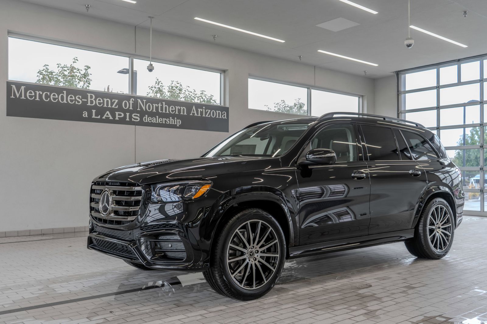 2026 Mercedes-Benz GLS GLS 450 — foto completa 3 de 35