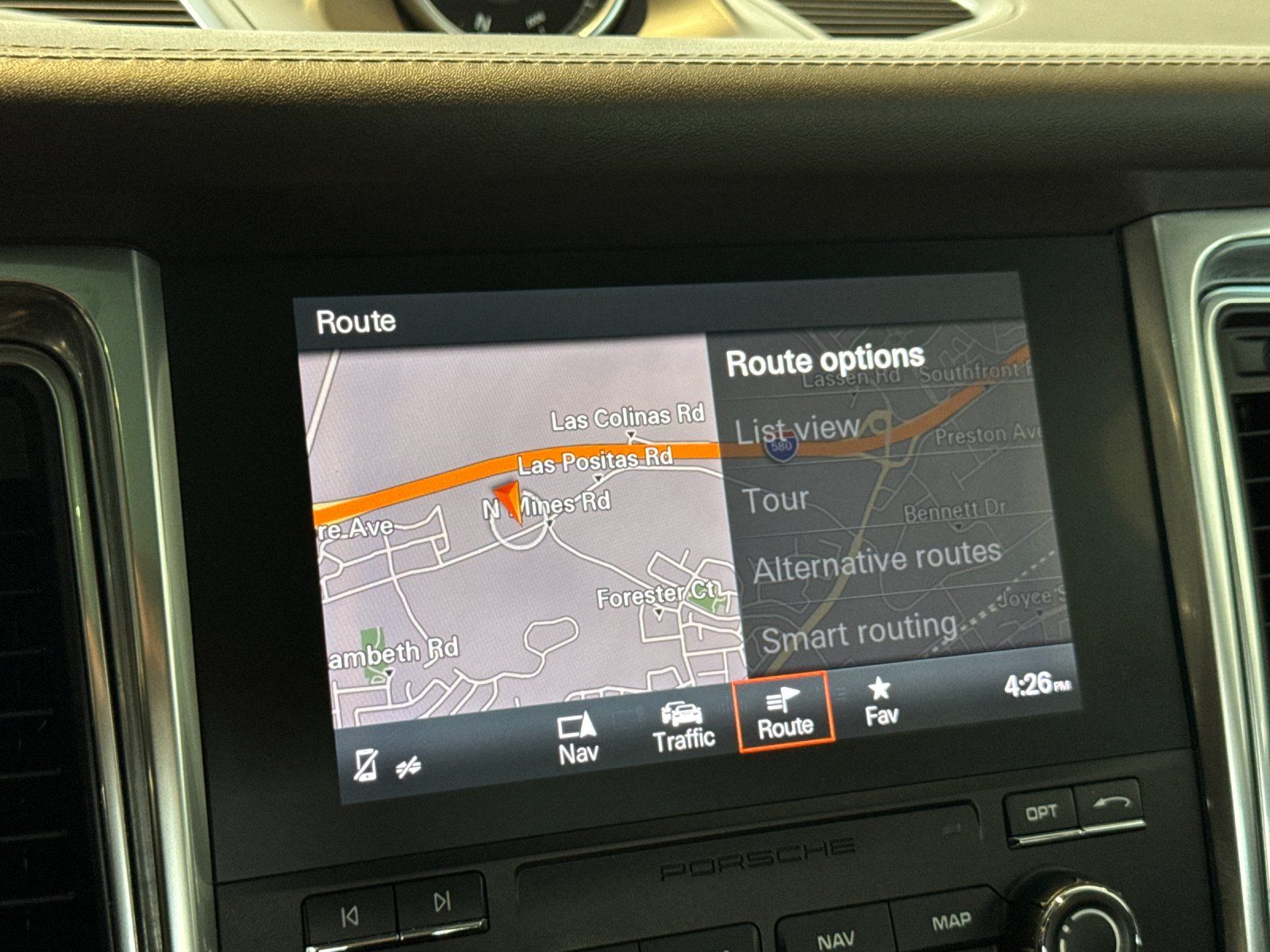 2017 Porsche Macan S — full photo 19 of 29