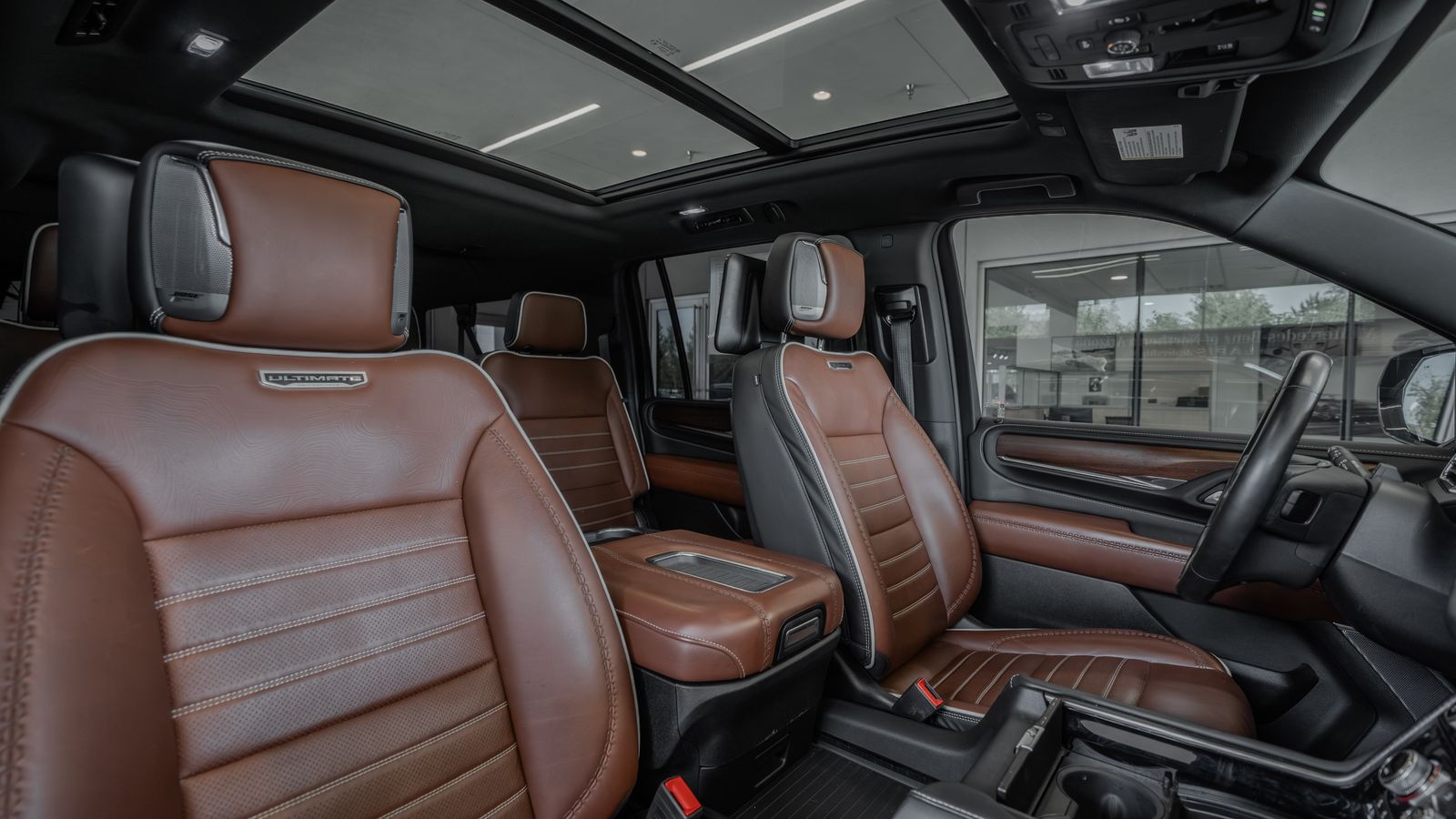 2024 GMC Yukon XL Denali Ultimate — full photo 32 of 35