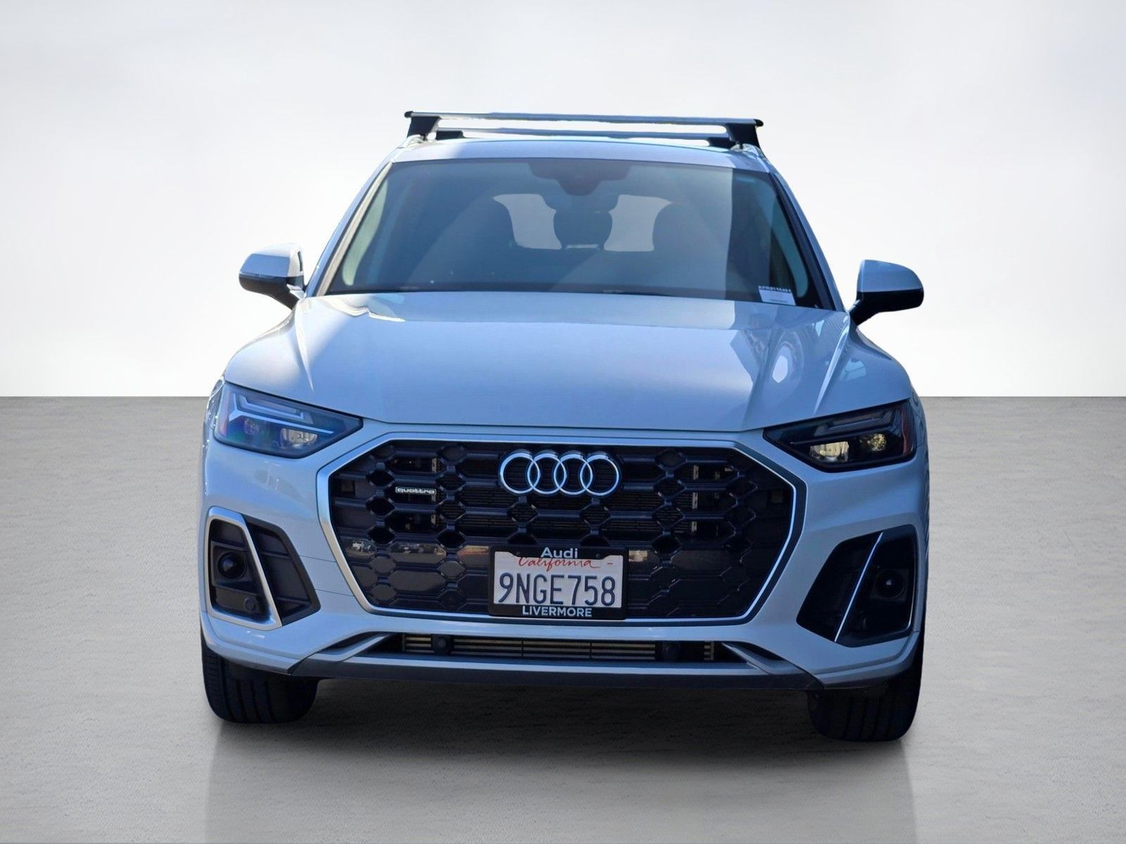 2024 Audi Q5 e 55 Premium — full photo 2 of 45
