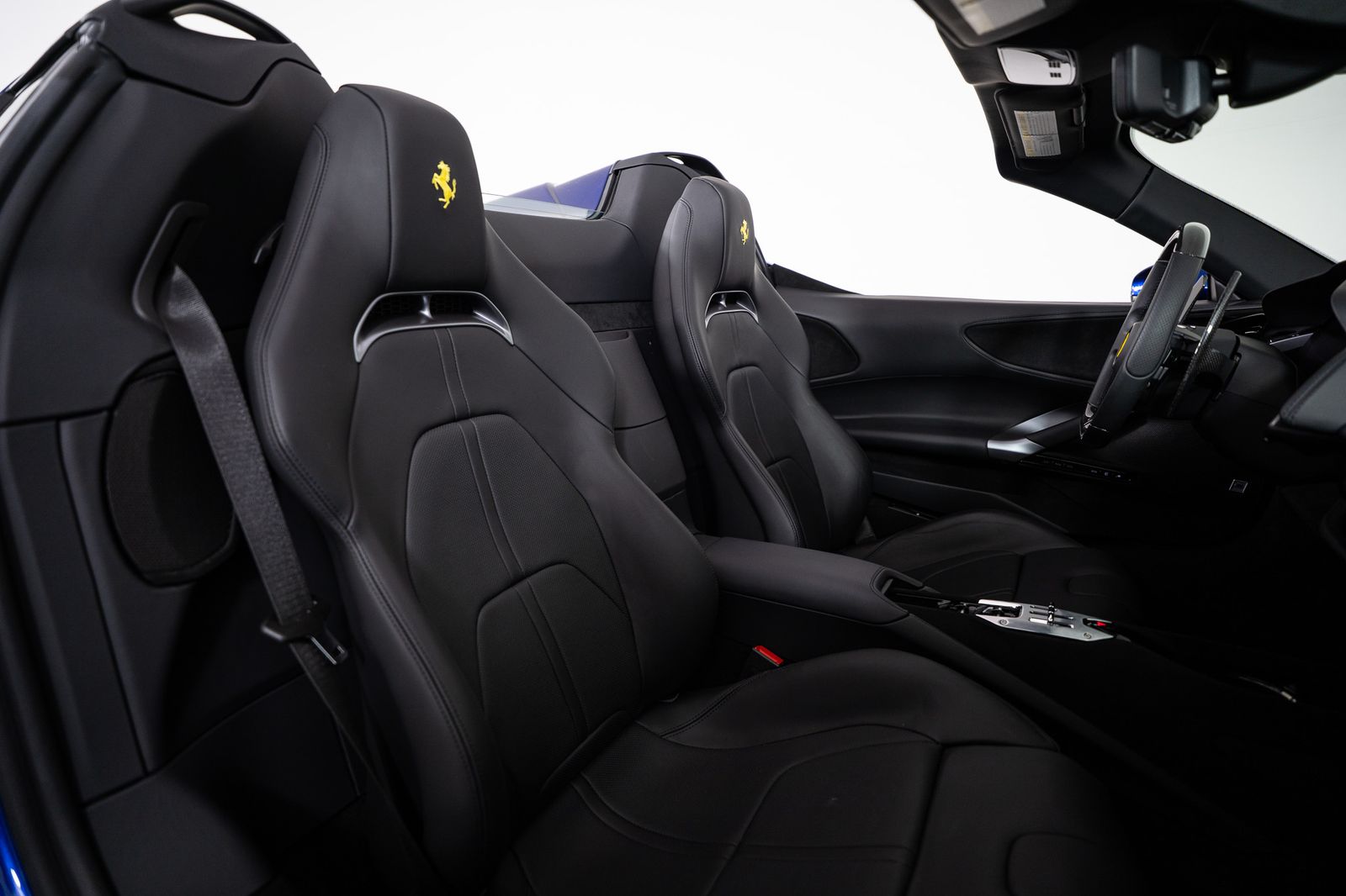 2025 Ferrari SF90 Spider — full photo 57 of 67