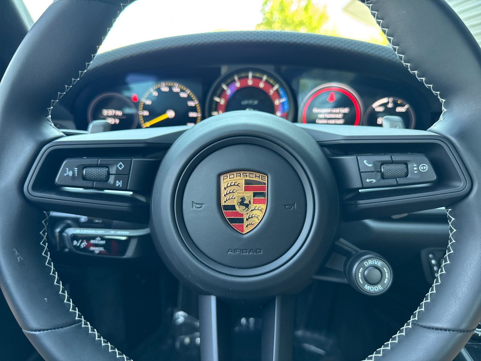 2022 Porsche 911 GT3 — full photo 23 of 28