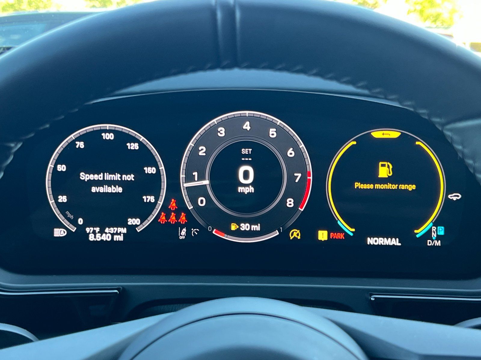 2026 Porsche Cayenne GTS — full photo 25 of 29