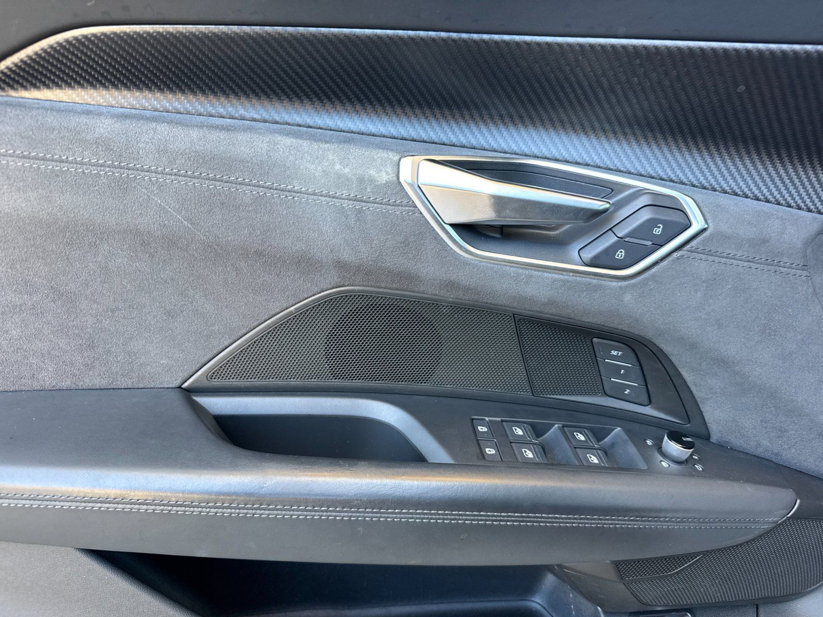 2022 Audi e-tron GT Premium Plus — foto completa 10 de 27