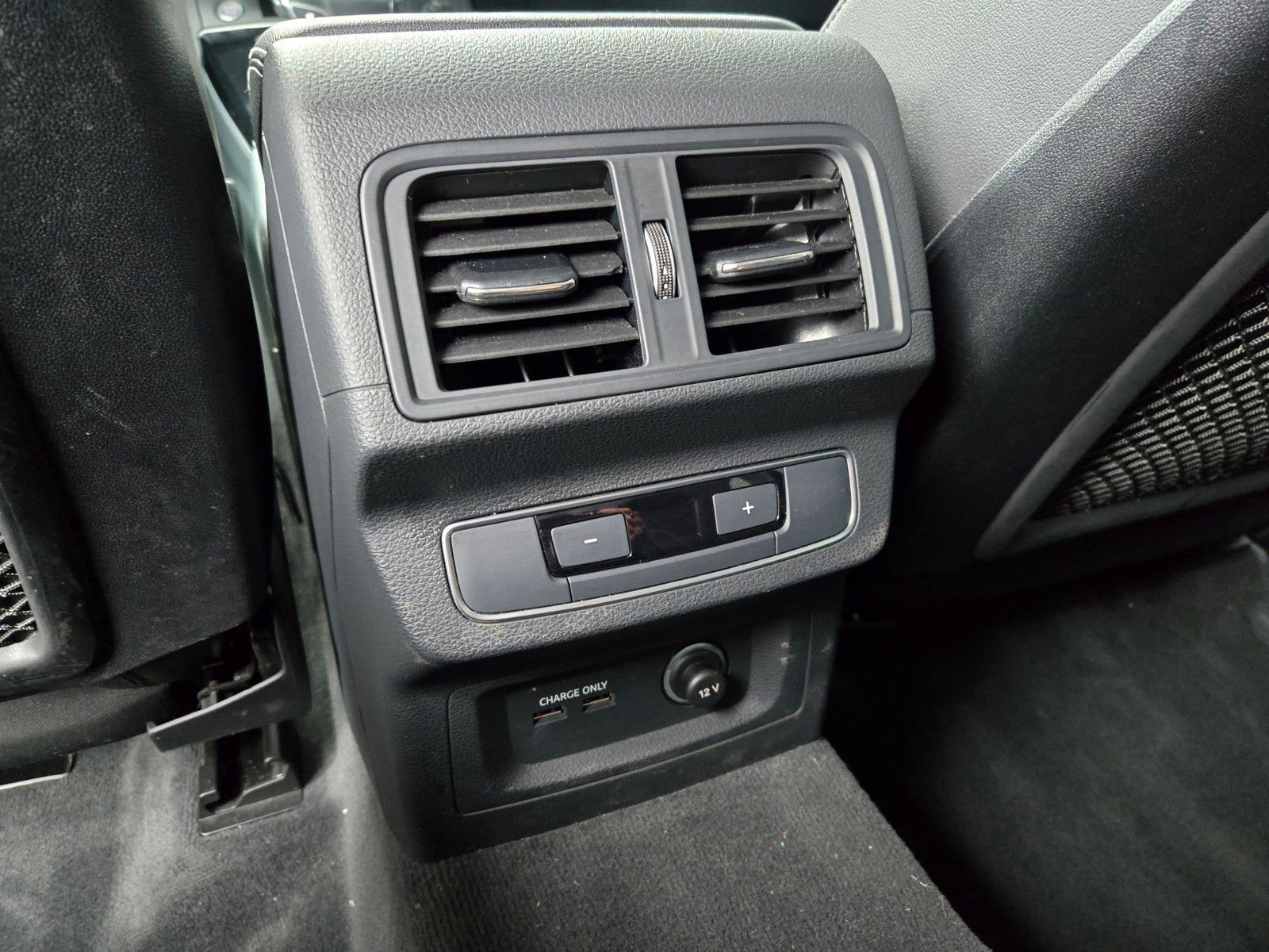 2023 Audi Q5 45 S line Premium — full photo 11 of 45