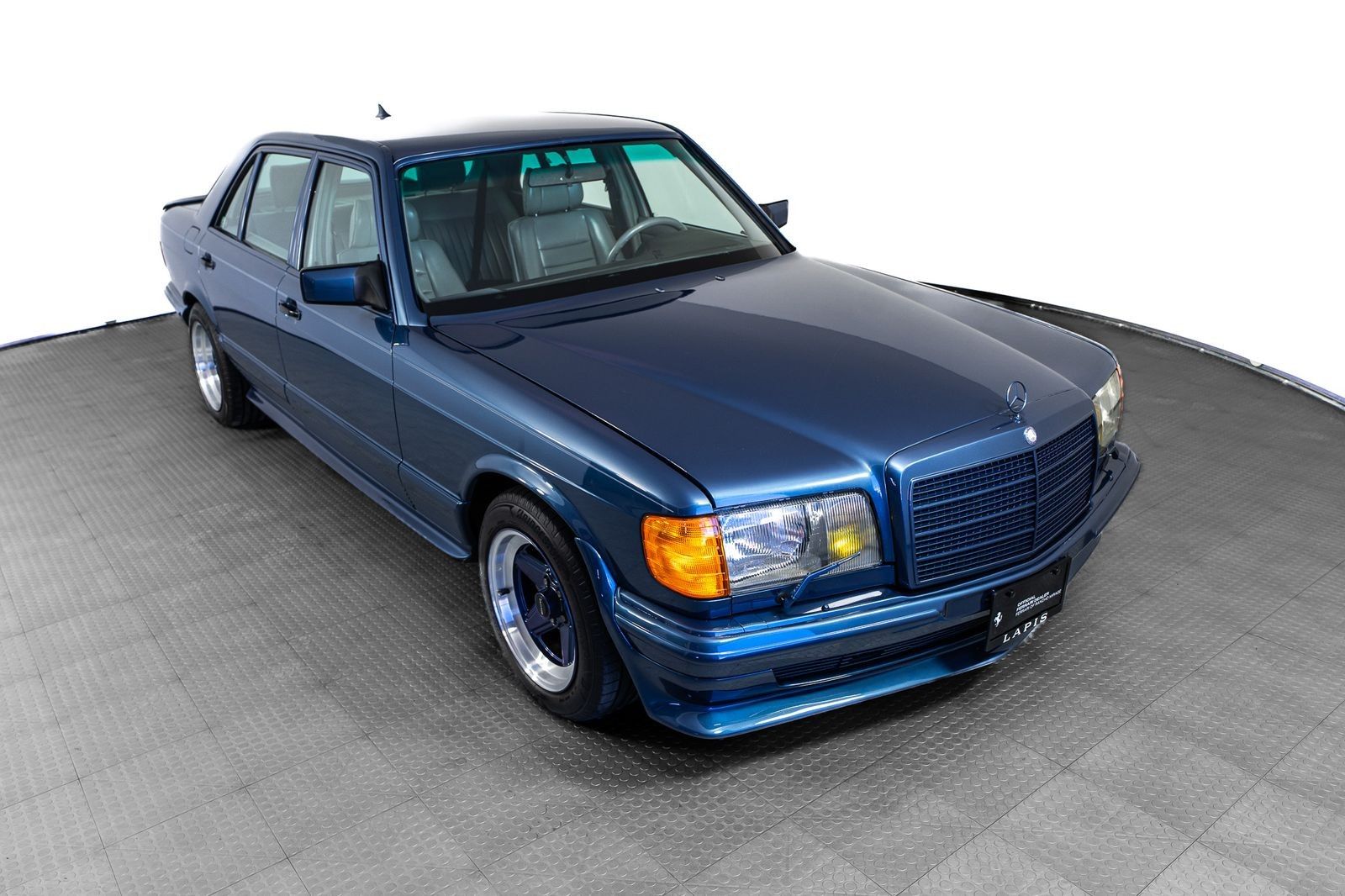 1984 Mercedes-Benz 500-Class 500 SEL — foto completa 9 de 58