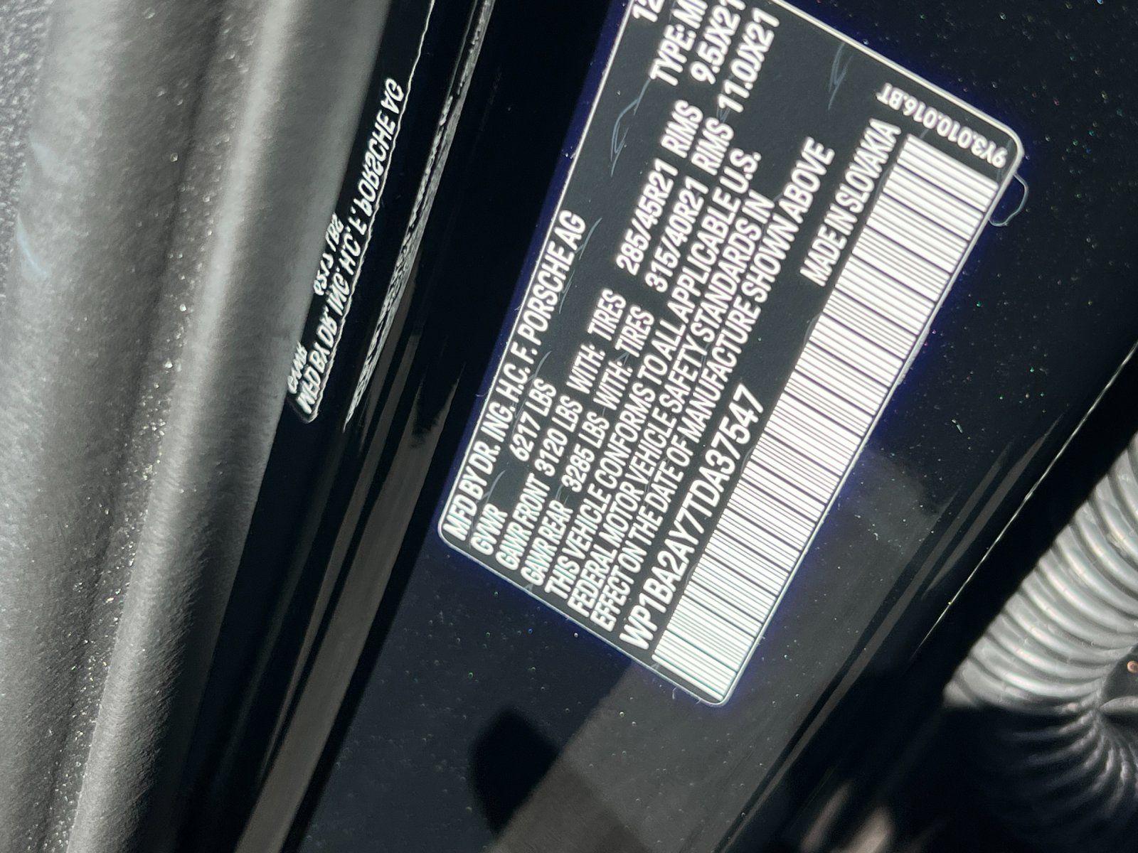2026 Porsche Cayenne Coupe Base — full photo 29 of 30