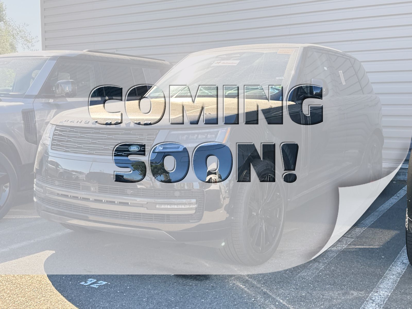 2025 Land Rover Range Rover Plug-In Hybrid SE — full photo 1 of 3