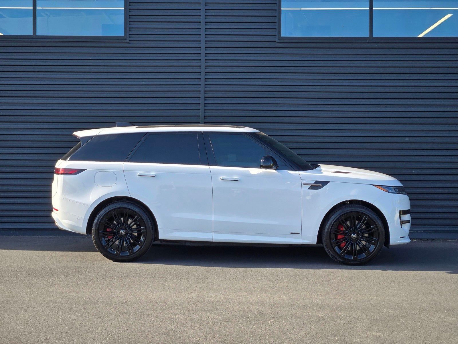 2024 Land Rover Range Rover Sport Plug-in Hybrid Autobiography — foto completa 7 de 45
