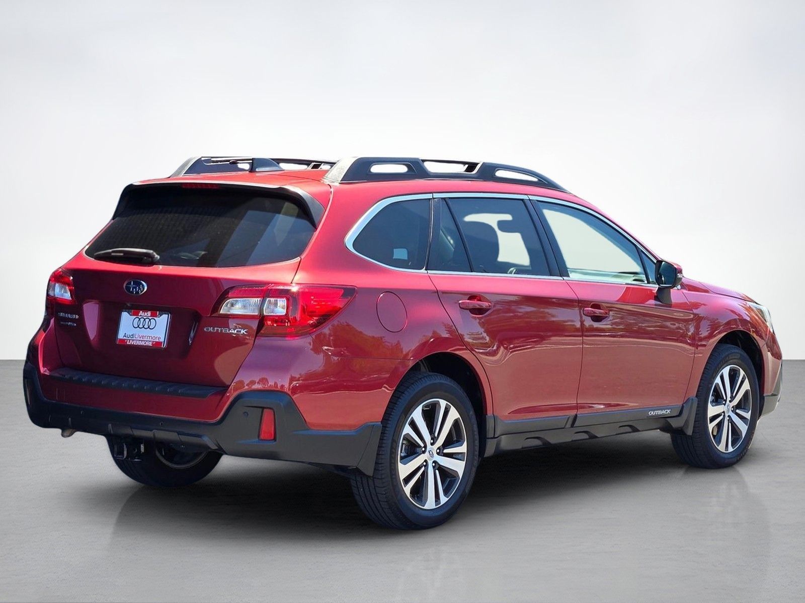 2019 Subaru Outback 2.5i — foto completa 6 de 45