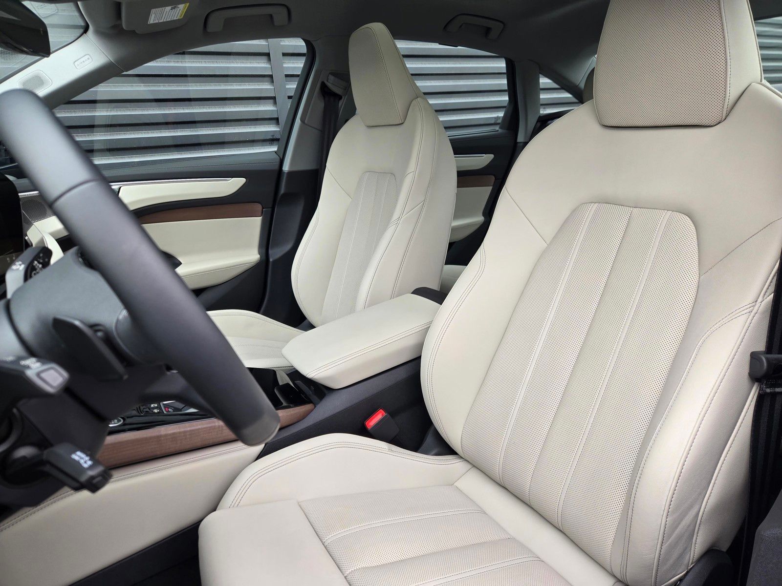 2026 Audi A6 Prestige — full photo 19 of 45