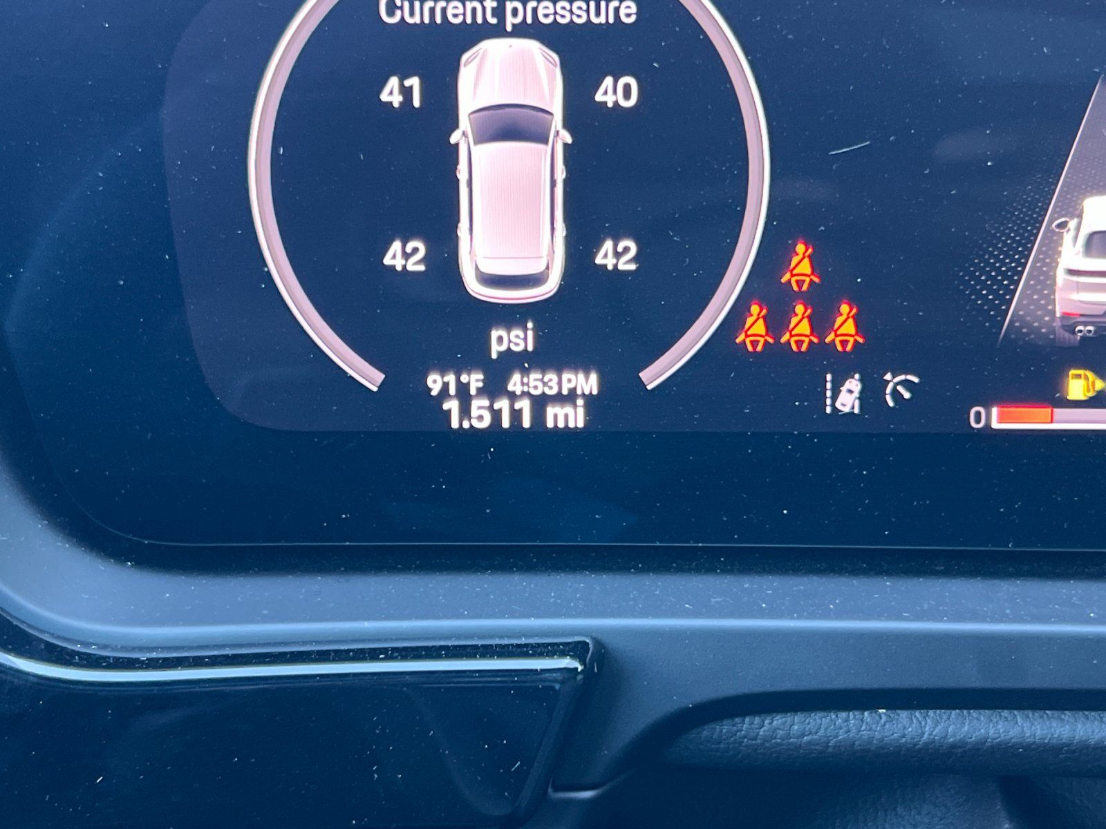 2026 Porsche Cayenne GTS — full photo 26 of 29